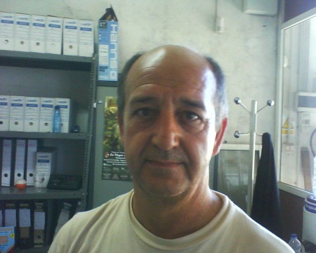 Carlos Fernandez; Repartidor